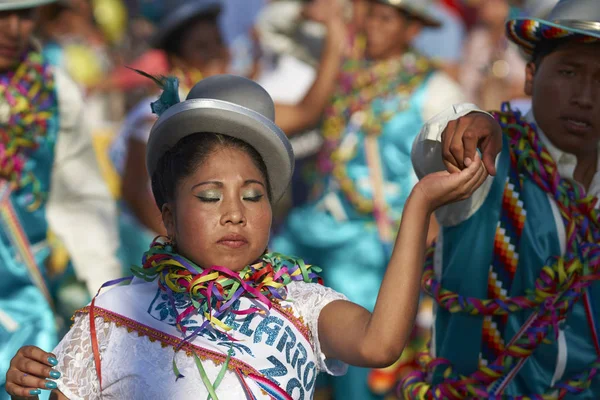 Arica Chile Februari 2017 Medlemmar Pueblo Dansgrupp Utsmyckade Dräkter Utföra — Stockfoto