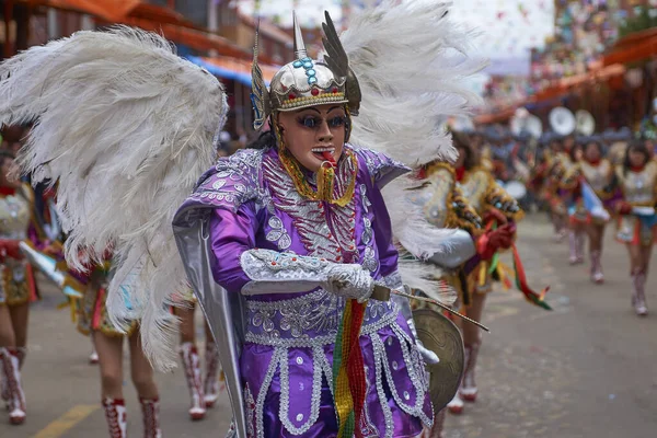 Oruro Bolivia Februari 2017 Diablada Dansers Sierlijke Kostuums Parade Door — Stockfoto