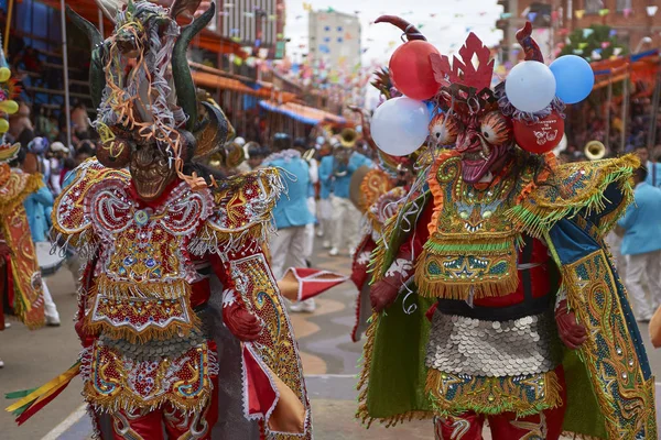 Oruro Bolivie Février 2017 Des Danseurs Diablada Costumes Décorés Défilent — Photo