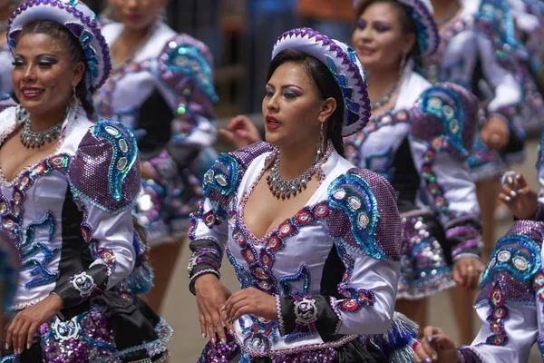Oruro Bolivien Februar 2017 Caporales Tänzer Kunstvollen Kostümen Bei Ihrem — Stockfoto