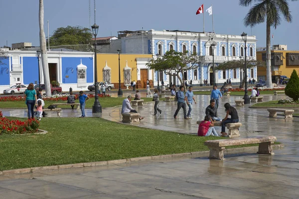 Trujillo Peru Setembro 2014 Coloridos Edifícios Coloniais Redor Plaza Armas — Fotografia de Stock