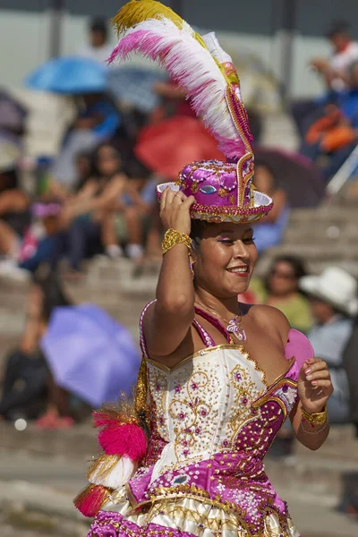 Arica Chile Fevereiro 2017 Dançarinos Morenadas Apresentando Durante Desfile Rua — Fotografia de Stock