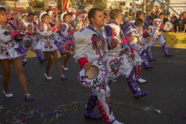 Arica Cile Febbraio 2017 Membri Femminili Gruppo Danza Caporales Costumi — Foto Stock