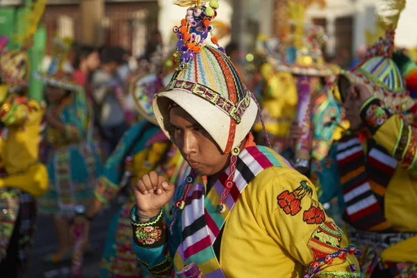 Arica Chile Febrero 2017 Bailarinas Tinkus Vestidas Con Trajes Ornamentados — Foto de Stock