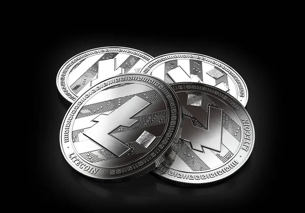 Verem Négy Ezüst Litecoin Érme Szóló Fekete Háttér Leképezés — Stock Fotó