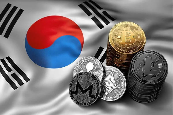 Stapel von Bitcoin-Münzen auf der südkoreanischen Flagge. Situation von Bitcoin und anderen Kryptowährungen in Südkorea Konzept. 3D-Darstellung — Stockfoto