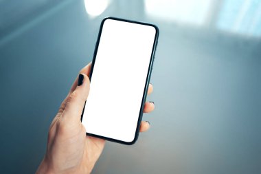 Reklam mesajınız ya da tanıtım içeriğiniz için elinizdeki boş fotokopi ekranlı modern cep telefonunu kapatın. Ofiste, okulda ya da hastanede akıllı telefon kullanmak