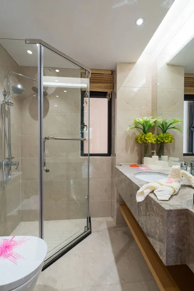 Modern banyo — Stok fotoğraf