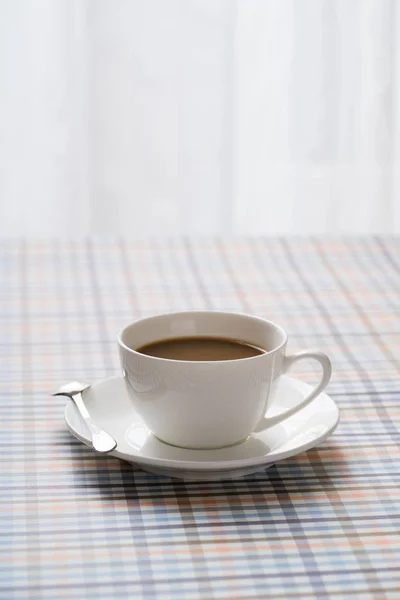 テーブルの上の素敵なコーヒー — ストック写真
