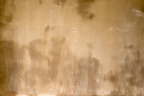Damp wall plaster in home renovation