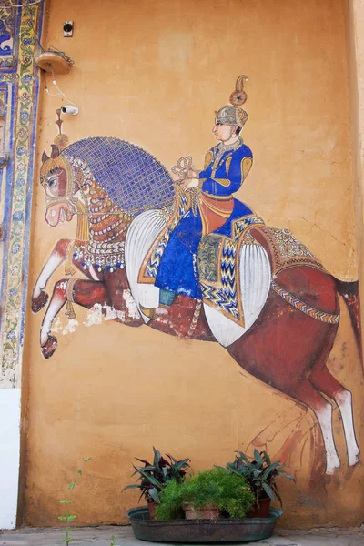 पारंपरिक शैली राजस्थानी दीवार पेंटिंग — स्टॉक फ़ोटो, इमेज