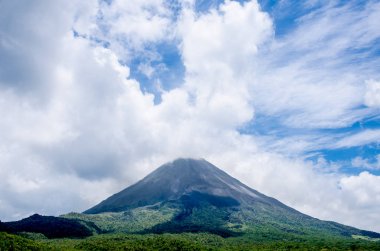 Kosta Rika, Arenal yanardağ