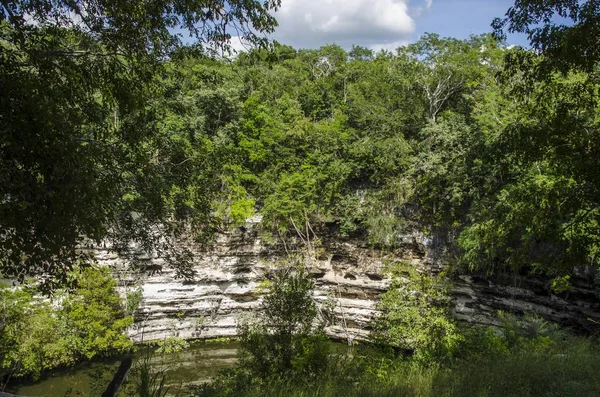 Chichen Itza Święta Cenote — Zdjęcie stockowe