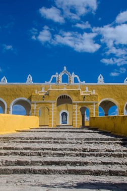 Izamal bir Antonio Nunnery