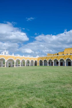 Izamal bir Antonio Nunnery