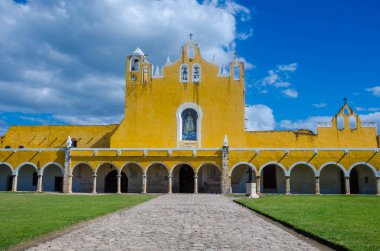 Izamal bir Antonio Nunnery