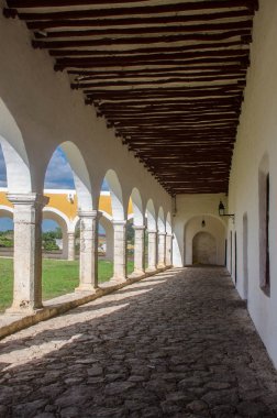 Izamal bir Antonio Nunnery