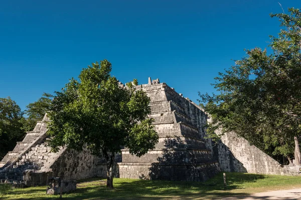 L'edificio dell'Ossario a Chichen Itza, Messico — Foto Stock