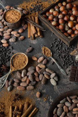 Kakao ve fındık karışımı