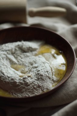 rustik kasede yumurta un