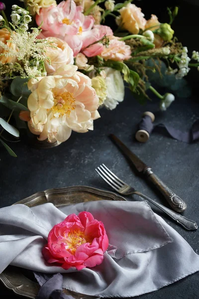 güzel çiçek buketi