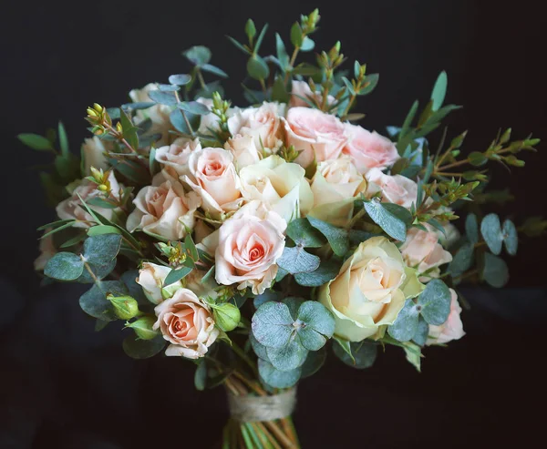 güzel çiçek buketi