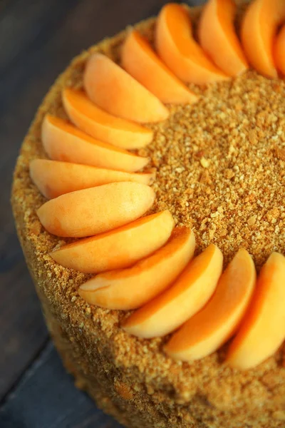 Tatlım pasta kayısı ile ev yapımı 