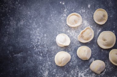 Hamur köftesi, Rus mutfağı, koyu sırt.