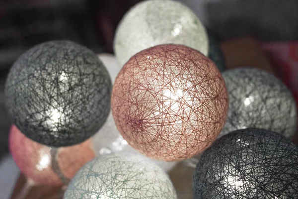 Globos de hilo fotos stock, imágenes de Globos de hilo sin royalties | Depositphotos