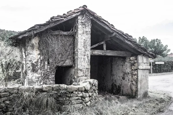 Casa Abandonada Sin Pared Ruinas Piedra Arquitectura Rural Una Casa — Foto de Stock