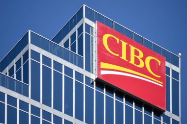 Vancouver, Kanada - 4 Mart 2020: Vancouver şehir merkezindeki CIBC tabelası. Kanada İmparatorluk Ticaret Bankası Kanada 'nın en büyük beş bankasından biridir.. 