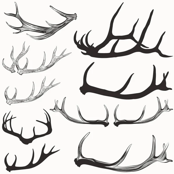 Grande set di corna di cervo disegnate a mano vettoriale — Vettoriale Stock