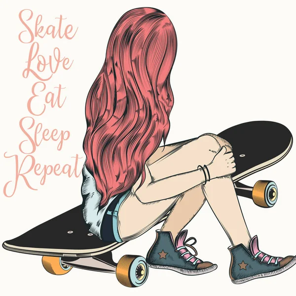 Menina adolescente bonita com cabelo rosa sentar-se em um skate. Fash. —  Vetores de Stock