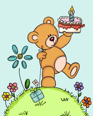 Orman holding doğum günü pastası ve Hediyelik oyuncak ayı