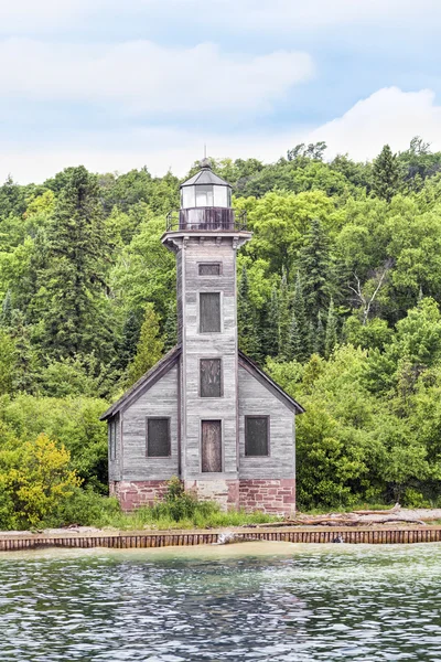 Leuchtturm im Ostkanal der Insel — Stockfoto