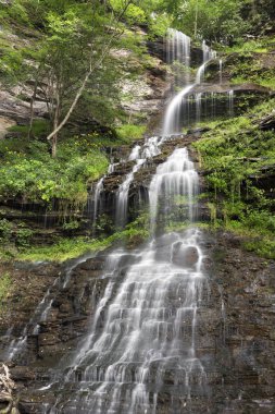 Katedral Falls akışı