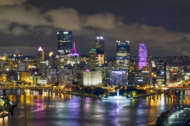 Çelik şehir - Pittsburgh, Pennsylvania, gece