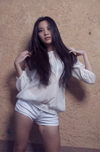 Piękny Stylowy Model Asian Mody Strzelać — Zdjęcie stockowe