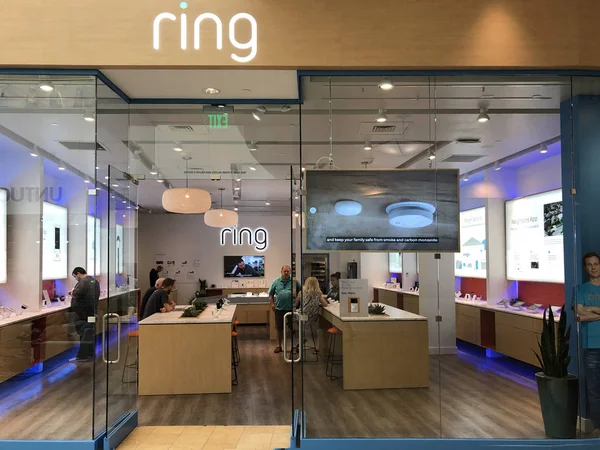 Scottsdale Usa Ring Video Doorbell Retail Store Owned Amazon Делает — стоковое фото