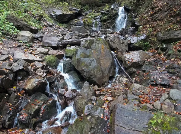 La cascata cade Trufanets — Foto Stock