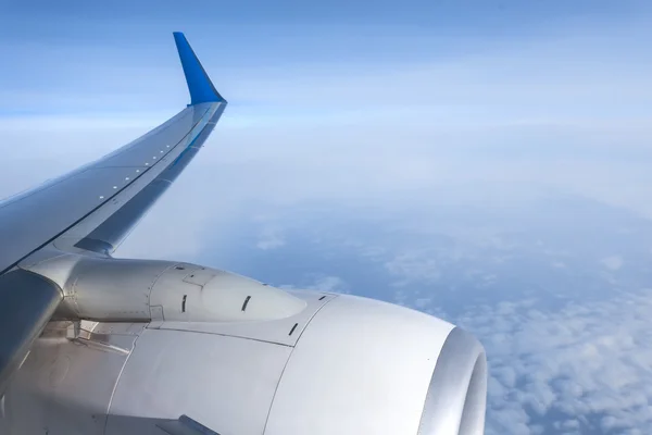 Vista dalla finestra di un aeroplano — Foto Stock