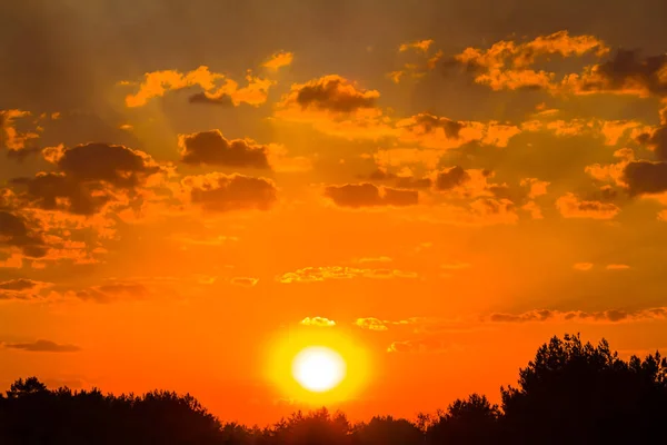 Red cloudy sky sunset background — Stock Photo, Image