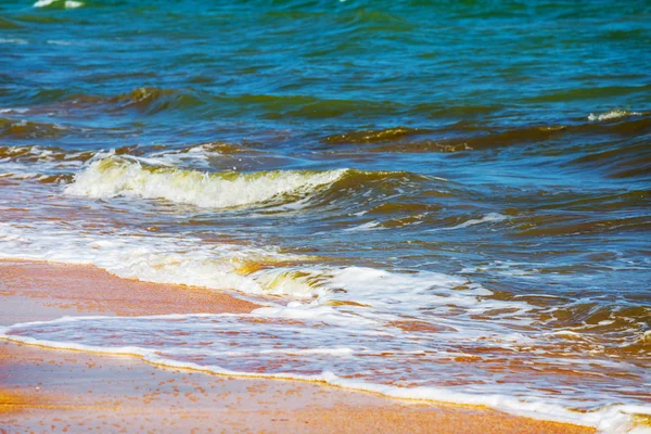Close-up praia do mar em uma onda — Fotografia de Stock