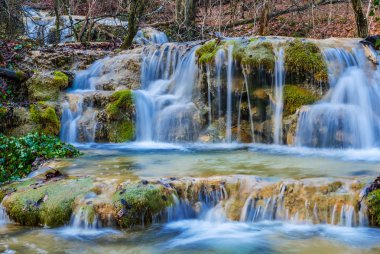closeup dağ şelale sahnesi
