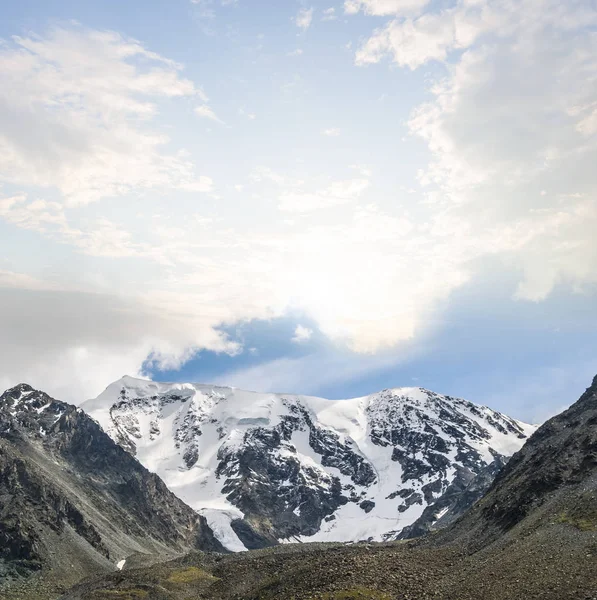 Frühling Berglandschaft — Stockfoto