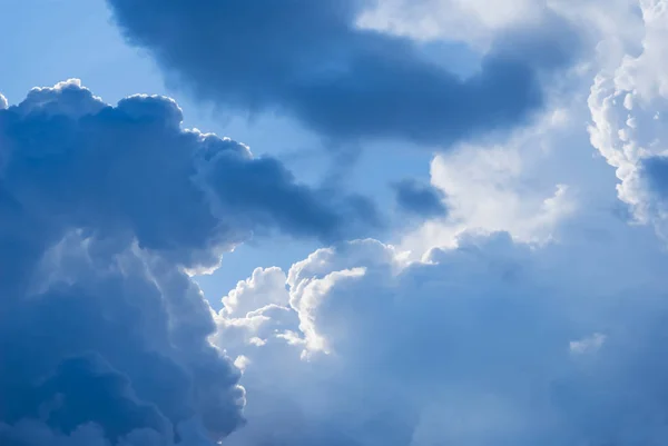 Latar belakang langit mendung yang indah — Stok Foto