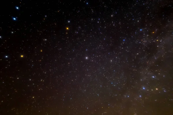 Gece yıldızlı gökyüzü arkaplanı — Stok fotoğraf