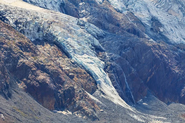 Närbild-glaciären i ett berg — Stockfoto