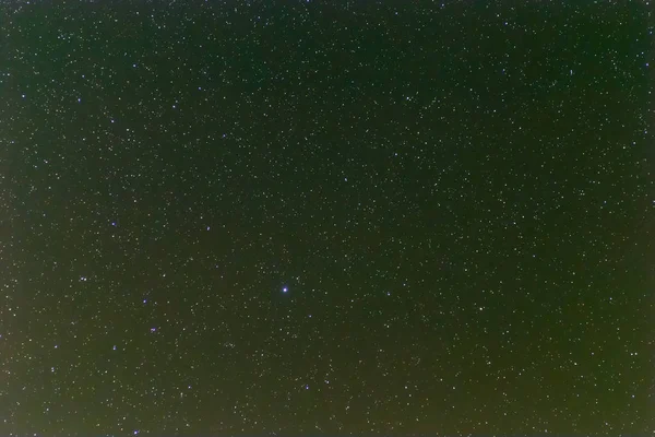 Natt stjärnklar himmel bakgrund — Stockfoto