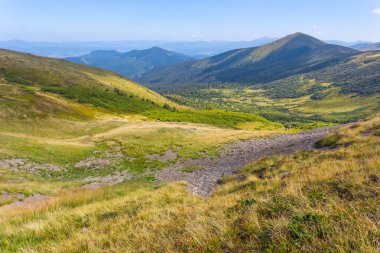 Yeşil Yaz dağ Vadisi